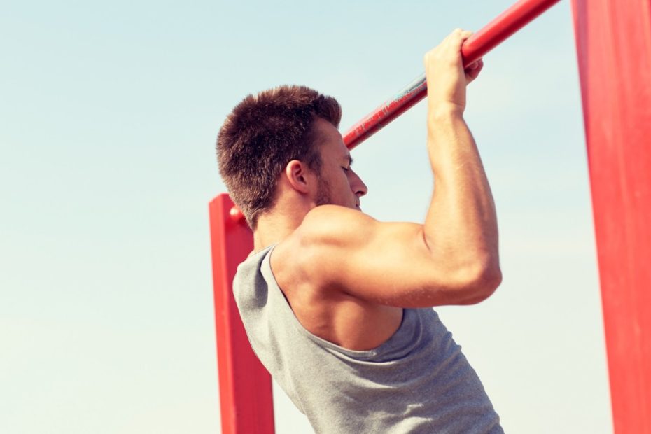Exercises-to-Help-You-Get-Better-at-Pullups