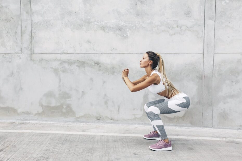 Wall-Sit-in-Your-Workout