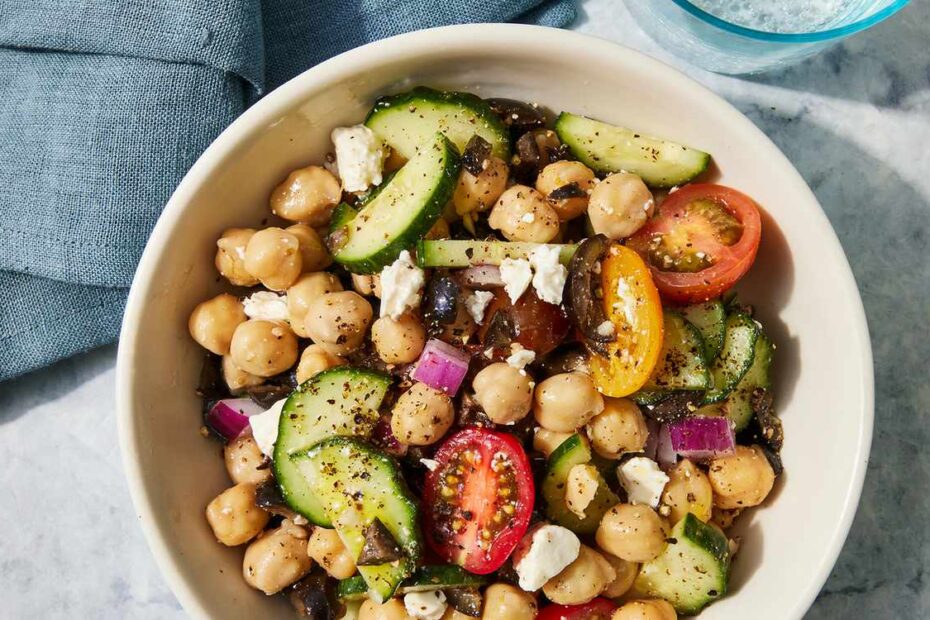 greek-garbanzo-bean-salad
